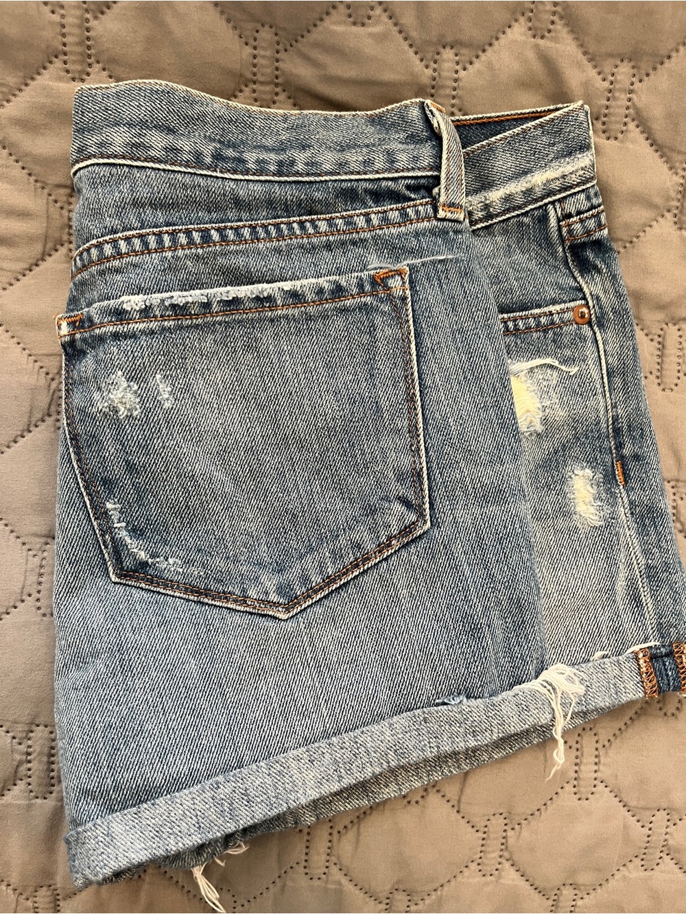 J Brand Shambles Low Rise Cuffed Denim Shorts Size 28 Style 1041U353 Cut 3176 - Picture 8 of 8